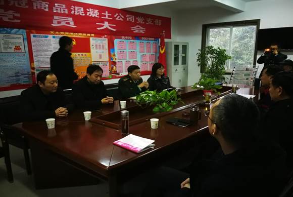 銅官區(qū)區(qū)委常委、人武部到商品混凝土公司開(kāi)展專(zhuān)項(xiàng)督導(dǎo)工作