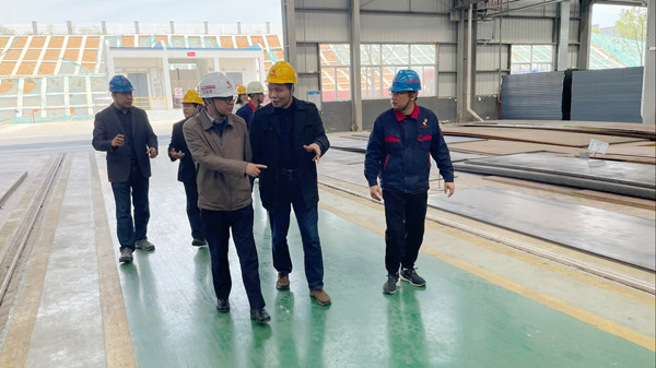 銅陵學(xué)院機(jī)械工程學(xué)院院長一行到公司參觀交流 銅陵學(xué)院機(jī)械工程學(xué)院院長一行到公司參觀交流